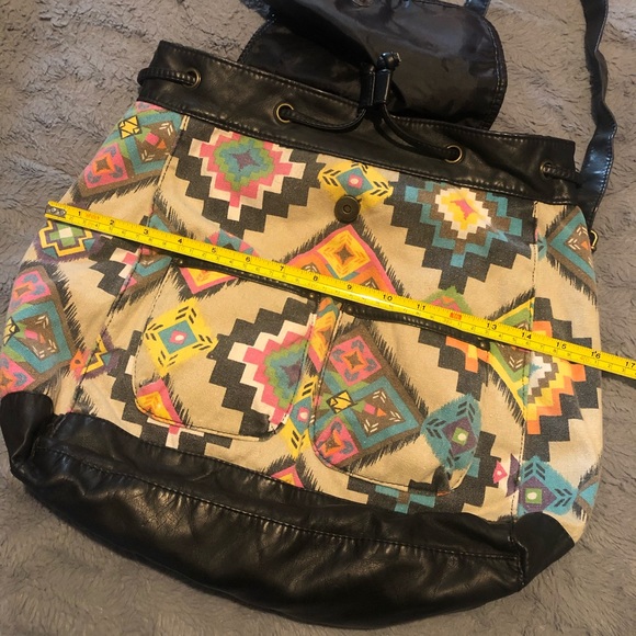 Aztec Patterned Backpack - Picture 6 of 7